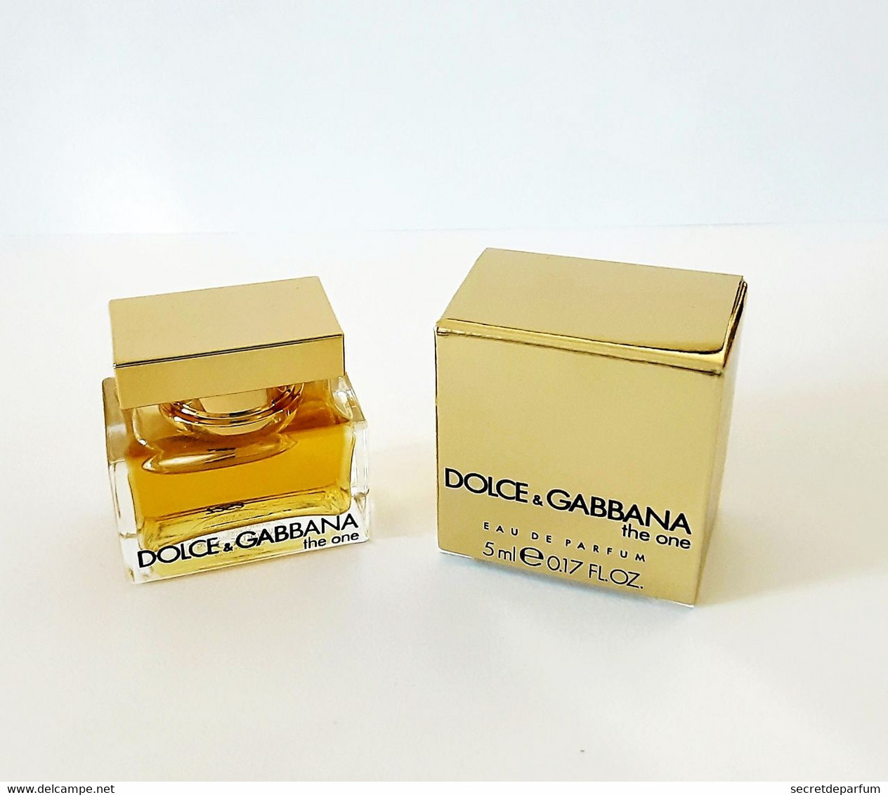 Miniatures De Parfum  DOLCE&GABBANA    THE ONE  EDP   5 Ml  + BOITE - Miniatures Femmes (avec Boite)