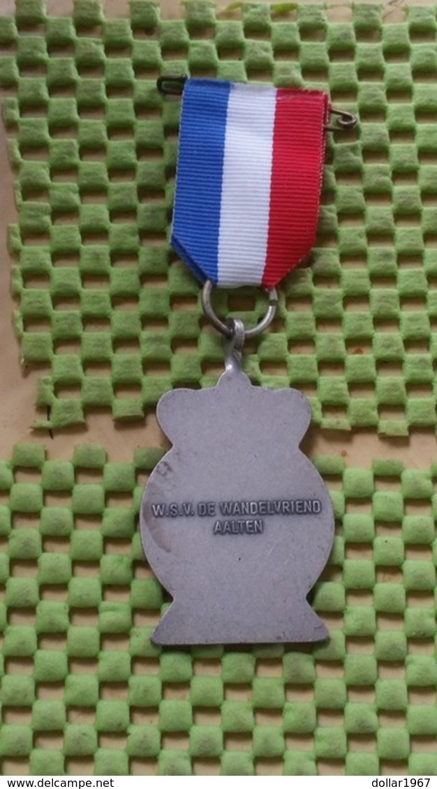 Medaille :Netherlands  -  W.S.V. De Wandelvriend Aalten   / Vintage Medal - Walking Association - Altri & Non Classificati