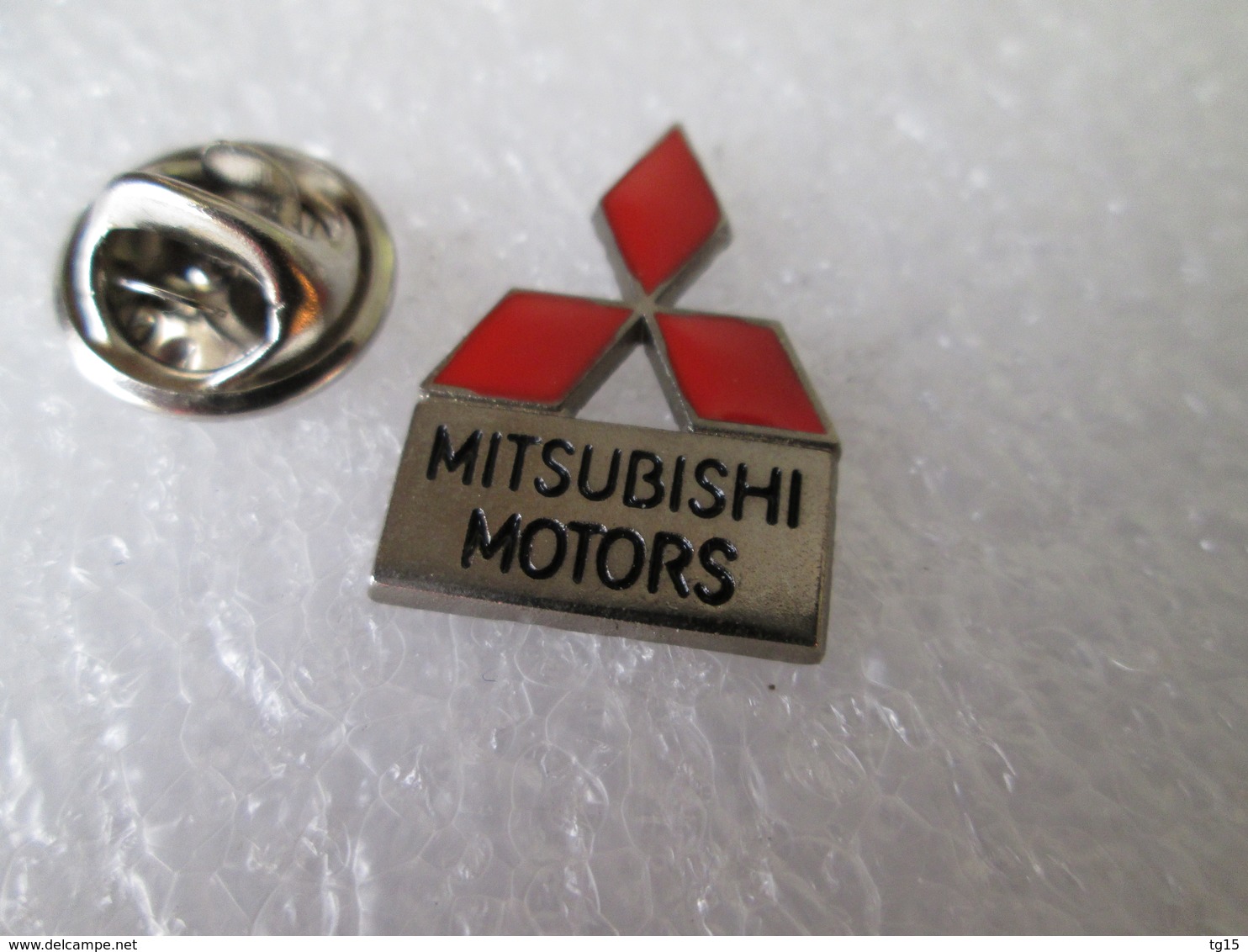 PIN'S      LOGO  MITSUBISHI  MOTORS - Andere & Zonder Classificatie