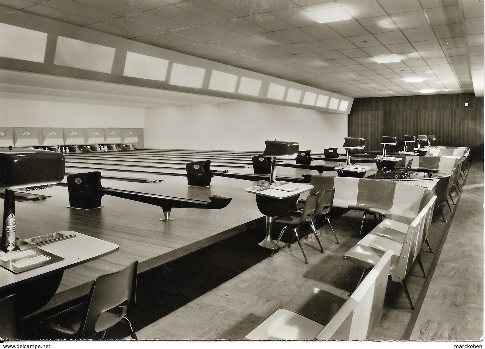 Bowling En Allemagne : La Salle De Bowling De Dortmund (Ruhr), Totalement Automatisée. CPSM. - Bowling