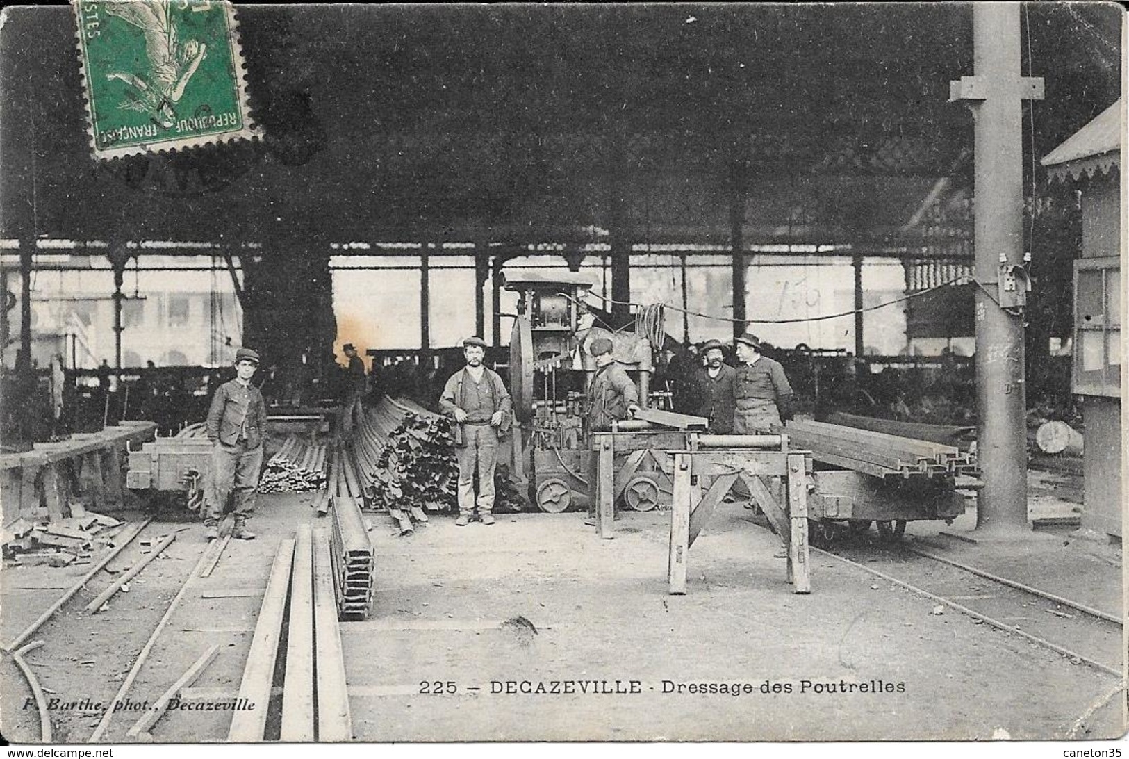 Decazeville - Dressage Des Poutrelles   - Beau Plan Animé  -  Circulé - Decazeville