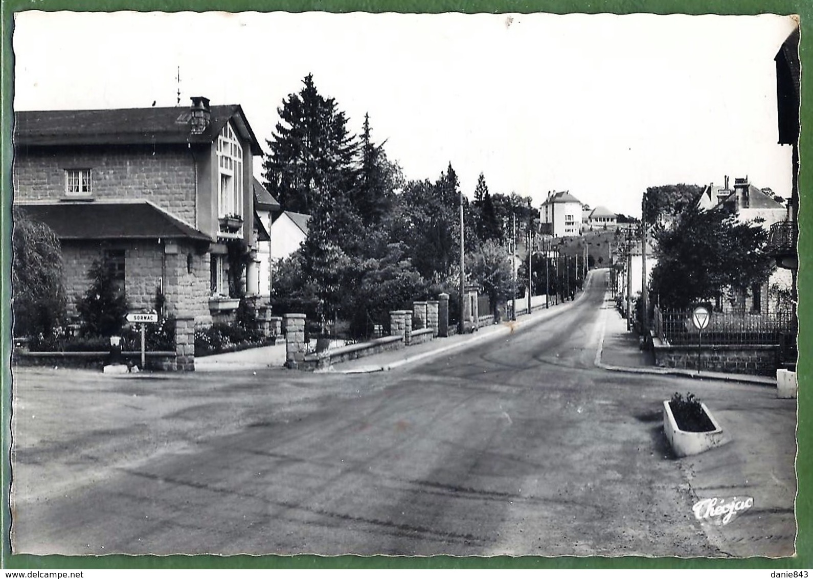 CPSM GF Vue Rare - CORREZE - MEYMAC - AVENUE DE LA GARE - Théojac / 136-20 - Autres & Non Classés