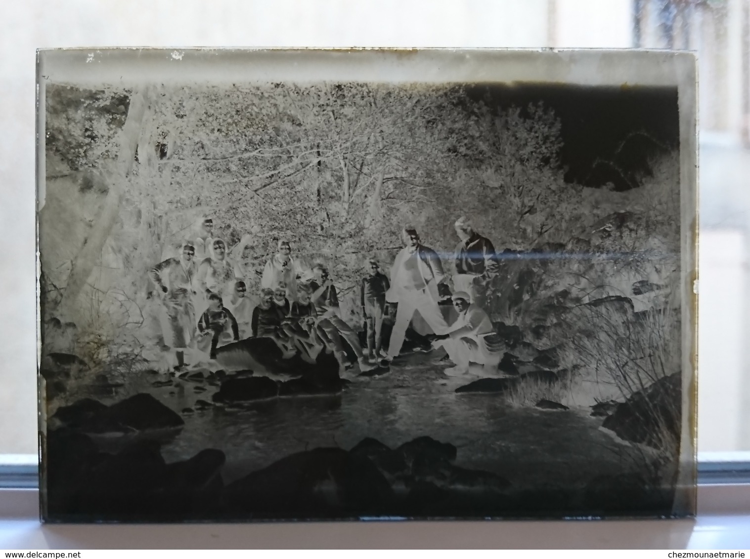 PECHE A LA RIVIERE - PLAQUE DE VERRE PHOTO 8.5 X 6.5 CM - Glasplaten