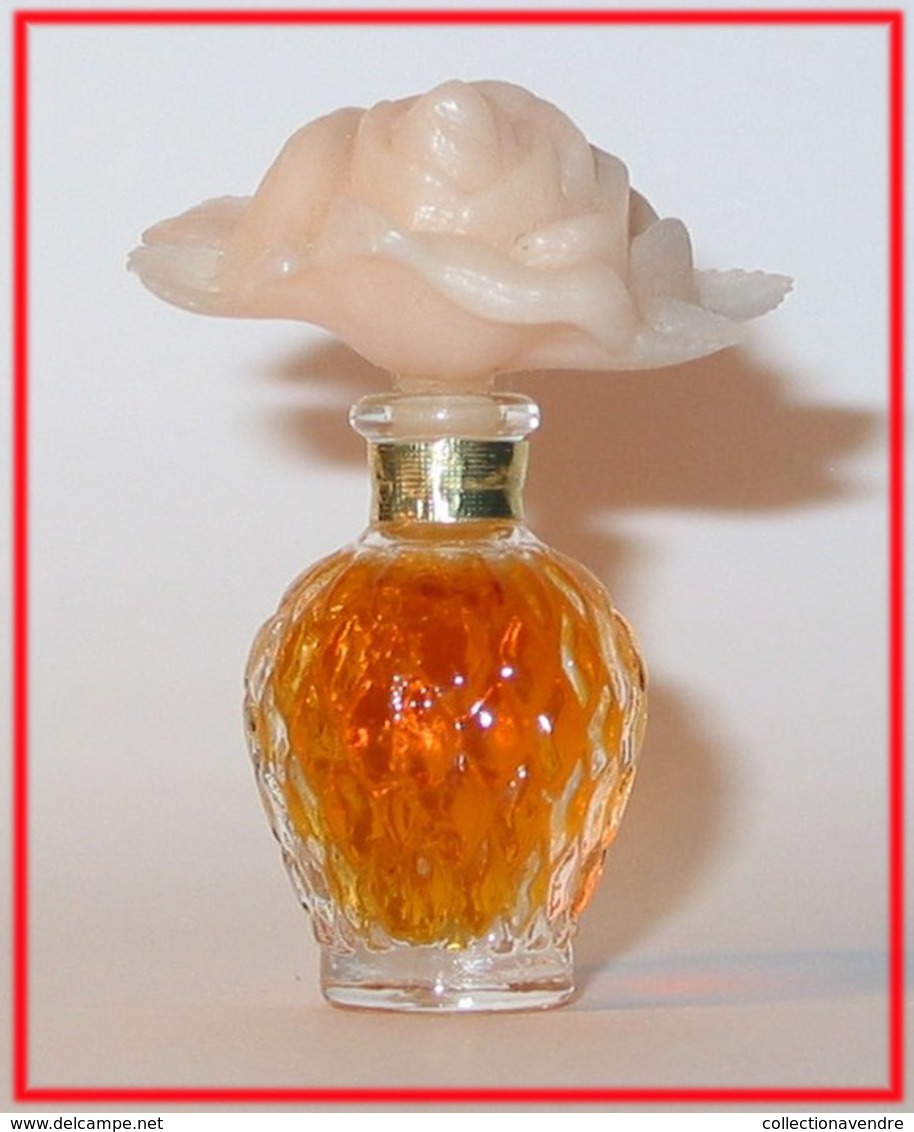 Nina RICCI : Capricci. Eau De Toilette 2,5 Ml, Version 1961. Parfait état - Miniatures Femmes (sans Boite)