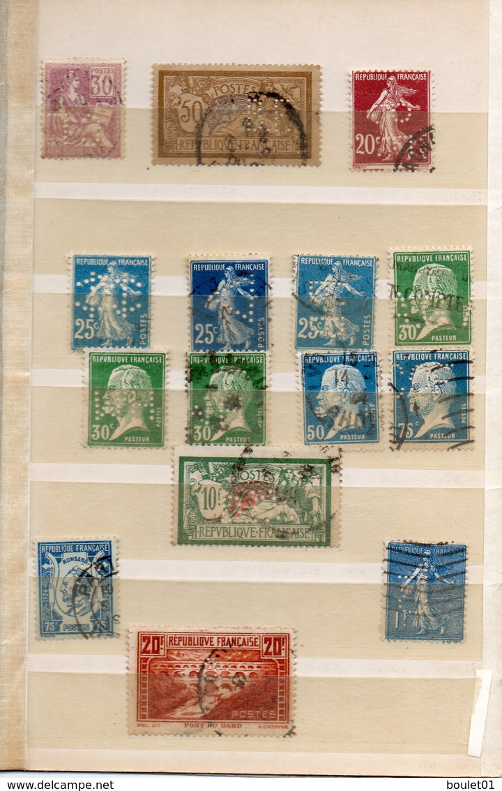 Lot De 23 Timbres Perforés Du N°116 Au N°514 Pour Une Cote De 104 Euros Voir Les 2 Scans ( A Noter Pont Du Gard Perforé) - Other & Unclassified