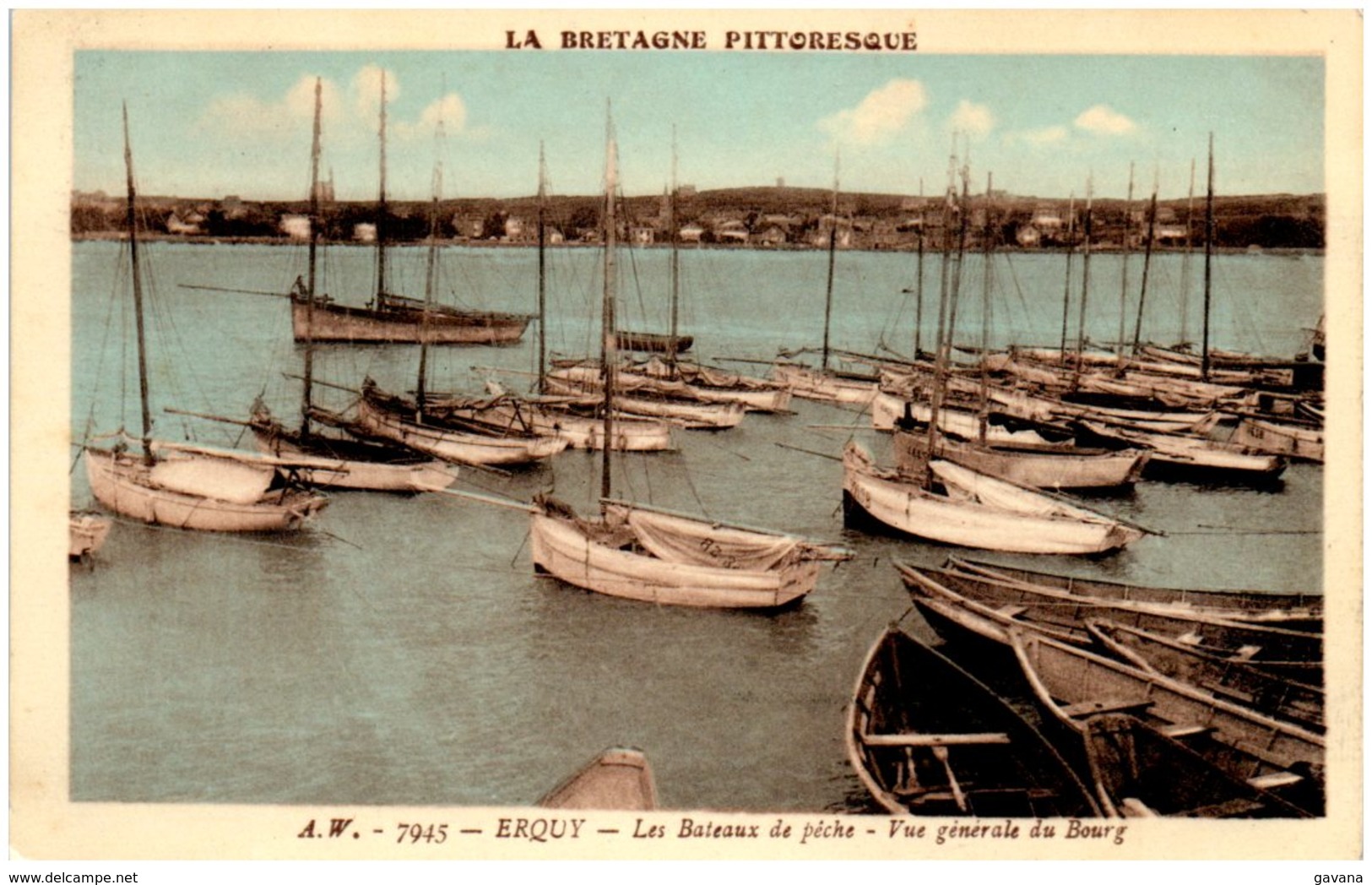 22 ERQUY - Les Bateaux De Pêche - Vue Générale Du Bourg - Erquy