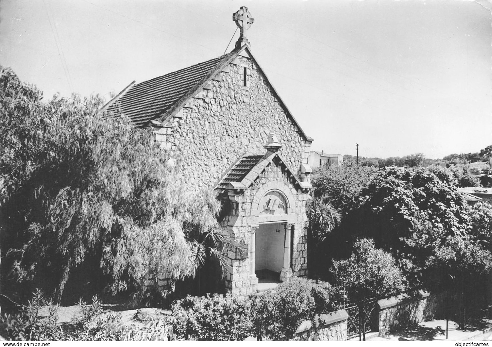 06 ANTIBES  Temple De L'église Réformée Avenue NIQUET   21  (scan Recto Verso)KEVREN0722 - Antibes - Altstadt