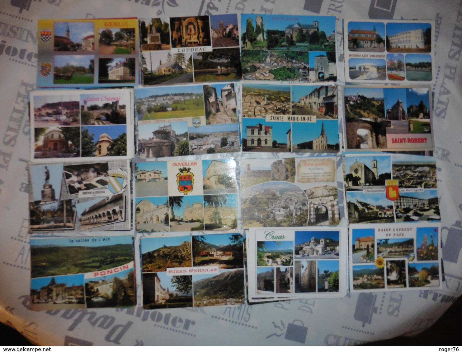 LOT  DE 590  CARTES  POSTALES  MULTIVUES  DE  VILLAGES  DE  FRANCE - 500 CP Min.