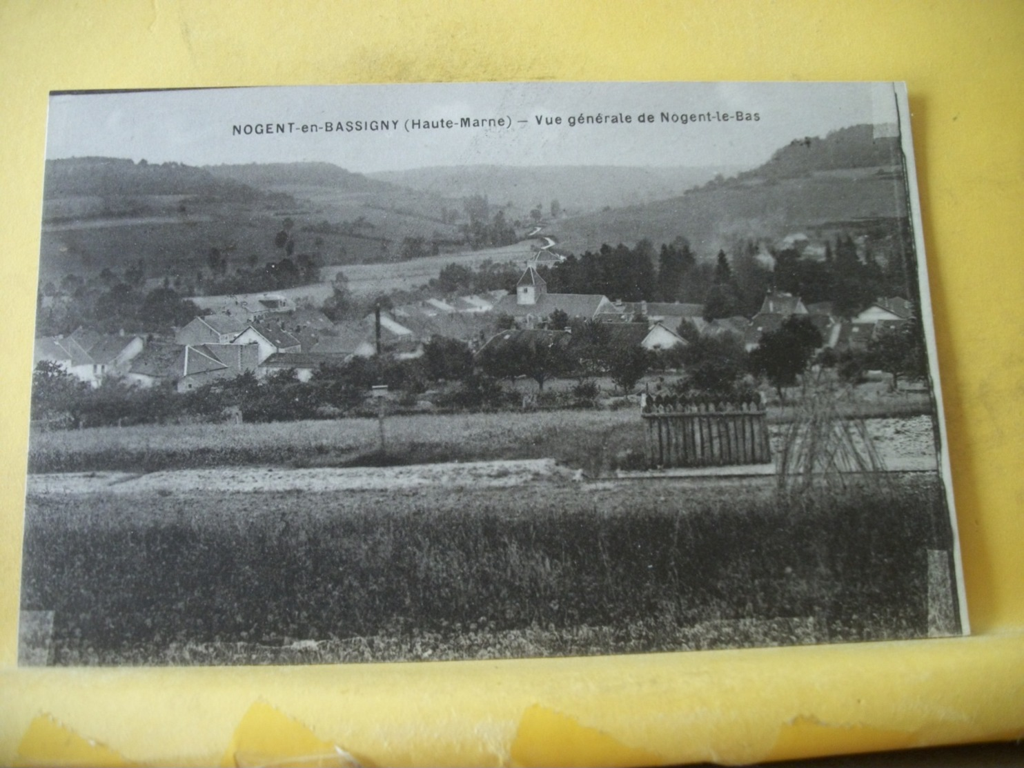 52 213 CPA - VUE DIFFERENTE N ° 3 - 52 NOGENT EN BASSIGNY. VUE GENERALE DE NOGENT LE BAS. EDIT. A. BREGER FRERES - Nogent-en-Bassigny