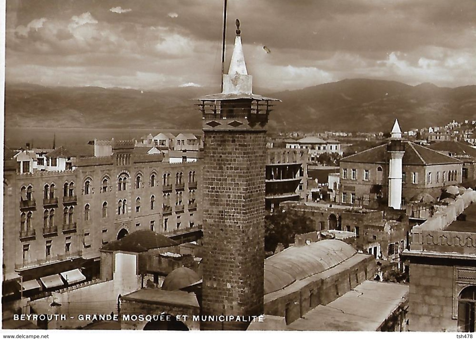 LIBAN----BEYROUTH---grande Mosquée Et Municipalité--voir 2 Scans - Libanon