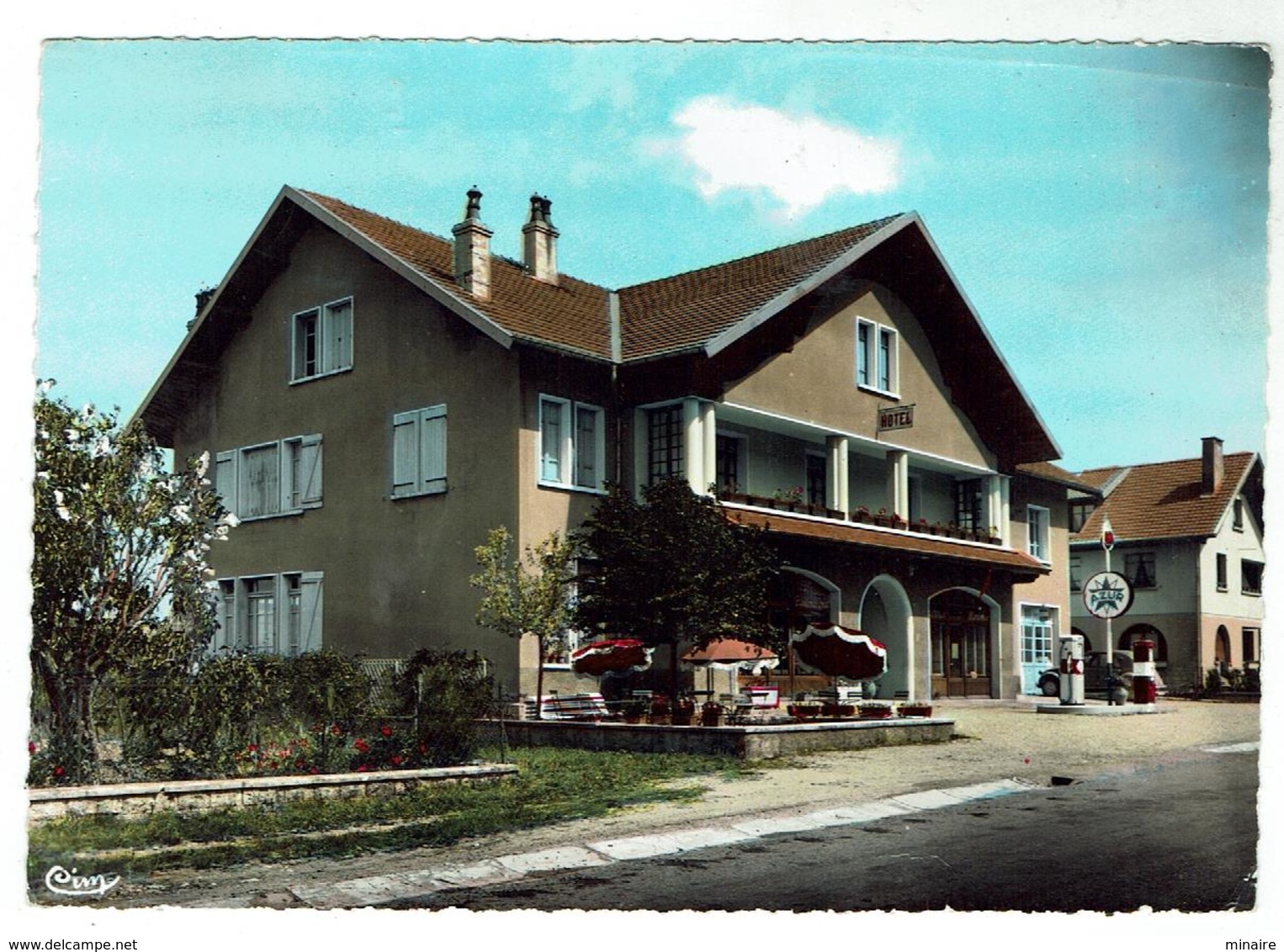 AÏSSEY Près De Baume Les Dames- Hôtel "le Bon Gite" (et Station Essence "Azur") - Bon état - Other & Unclassified