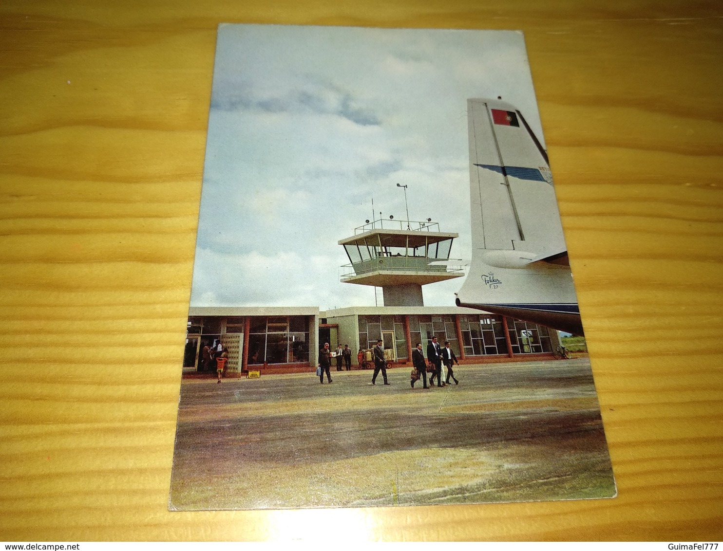 Postcard Africano "Vila Cabral, Aeroporto, Airport" Moçambique - Mozambique