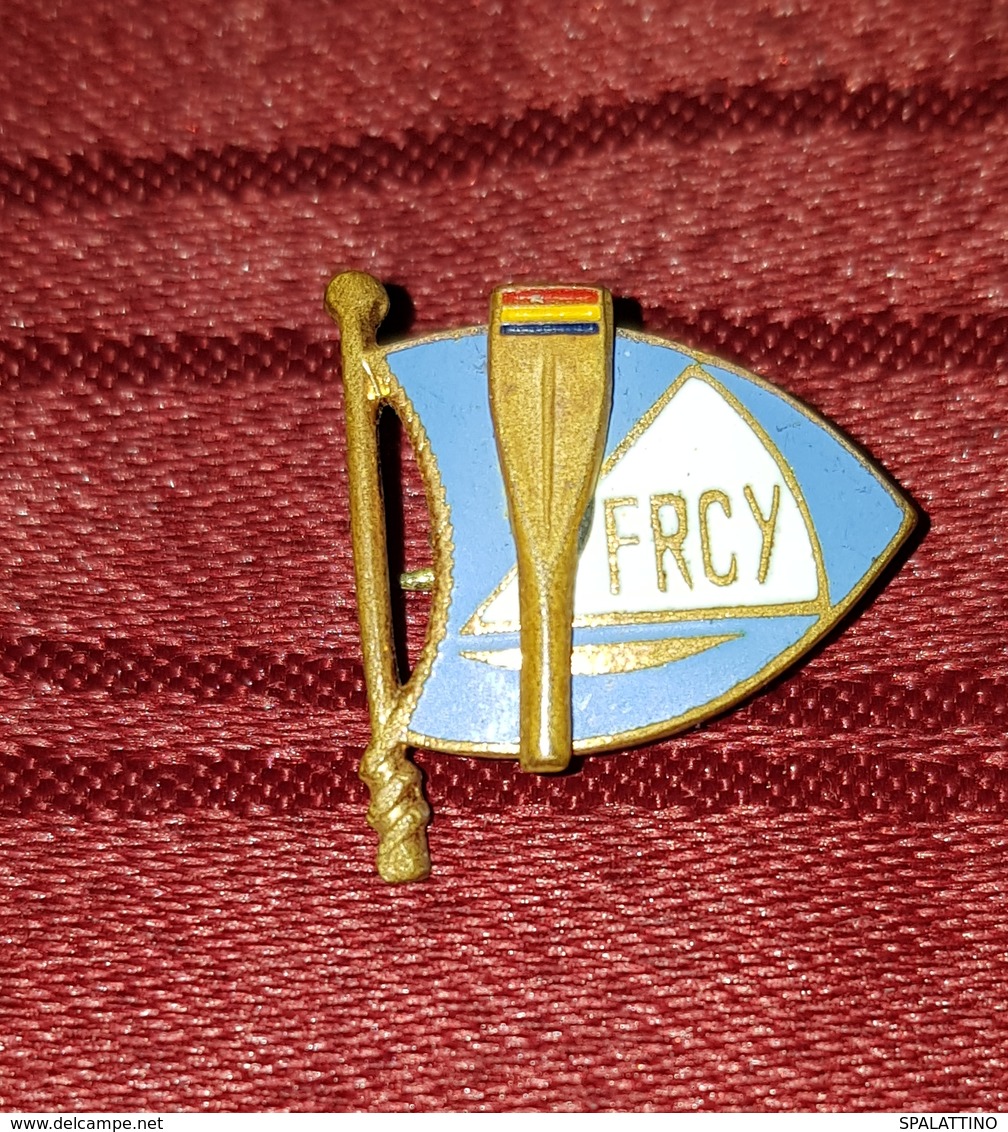 ROWING AND YACHTING FEDERATION OF ROMANIA, VINTAGE BADGE - Aviron