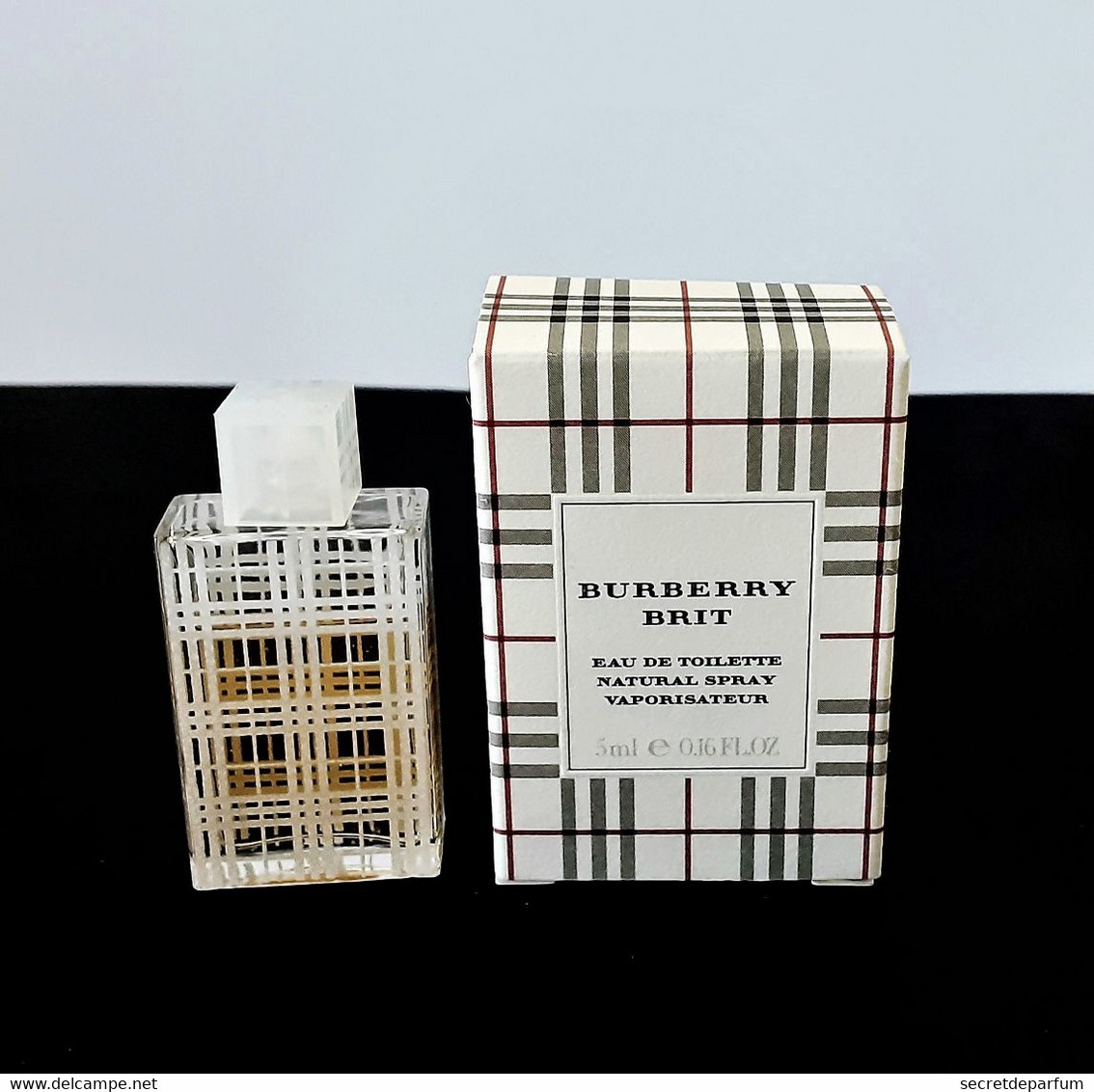 Miniatures De Parfum BURBERRY BRIT   EDT   5 Ml + Boite - Miniatures Femmes (avec Boite)