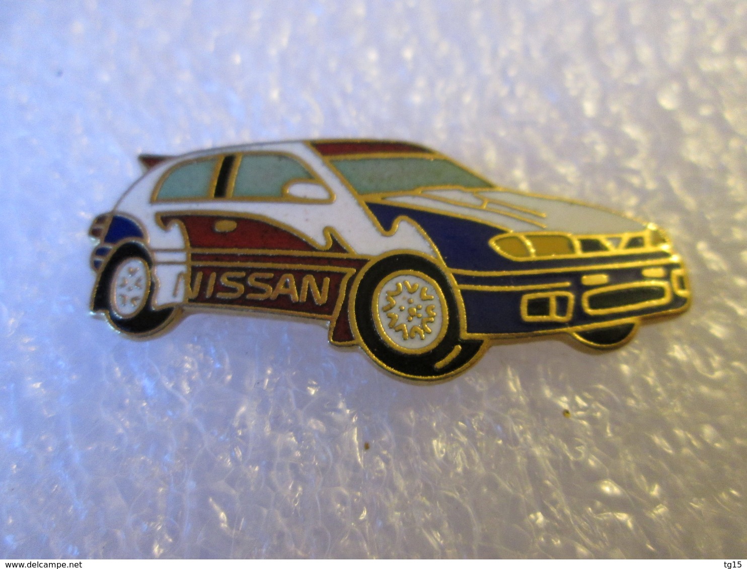 PIN'S   NISSAN  SUNNY GTI R    RALLYE  Email Grand Feu - Andere & Zonder Classificatie