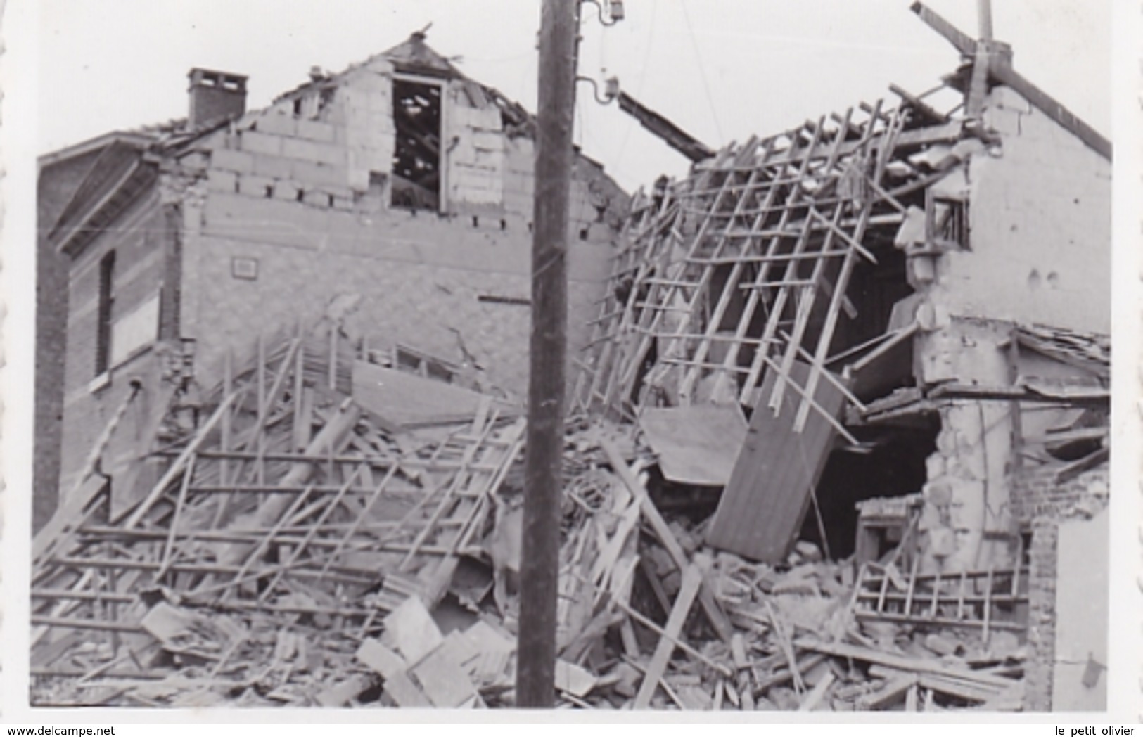 PHOTO ORIGINALE 39 / 45 WW2 ALLEMAGNE AIX LA CHAPELLE / AACHEN MAISONS DETRUITES - Guerre, Militaire