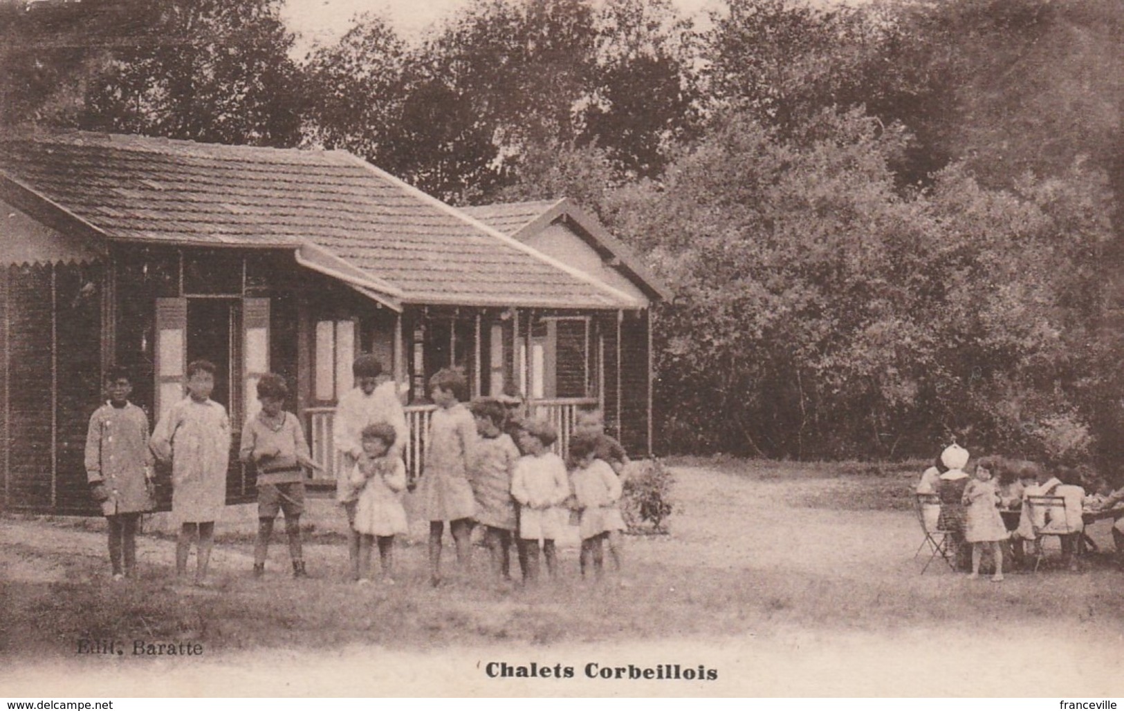 Le Home Sur Mer Cabourg    Les Châlets Corbeillois Animées - Autres & Non Classés