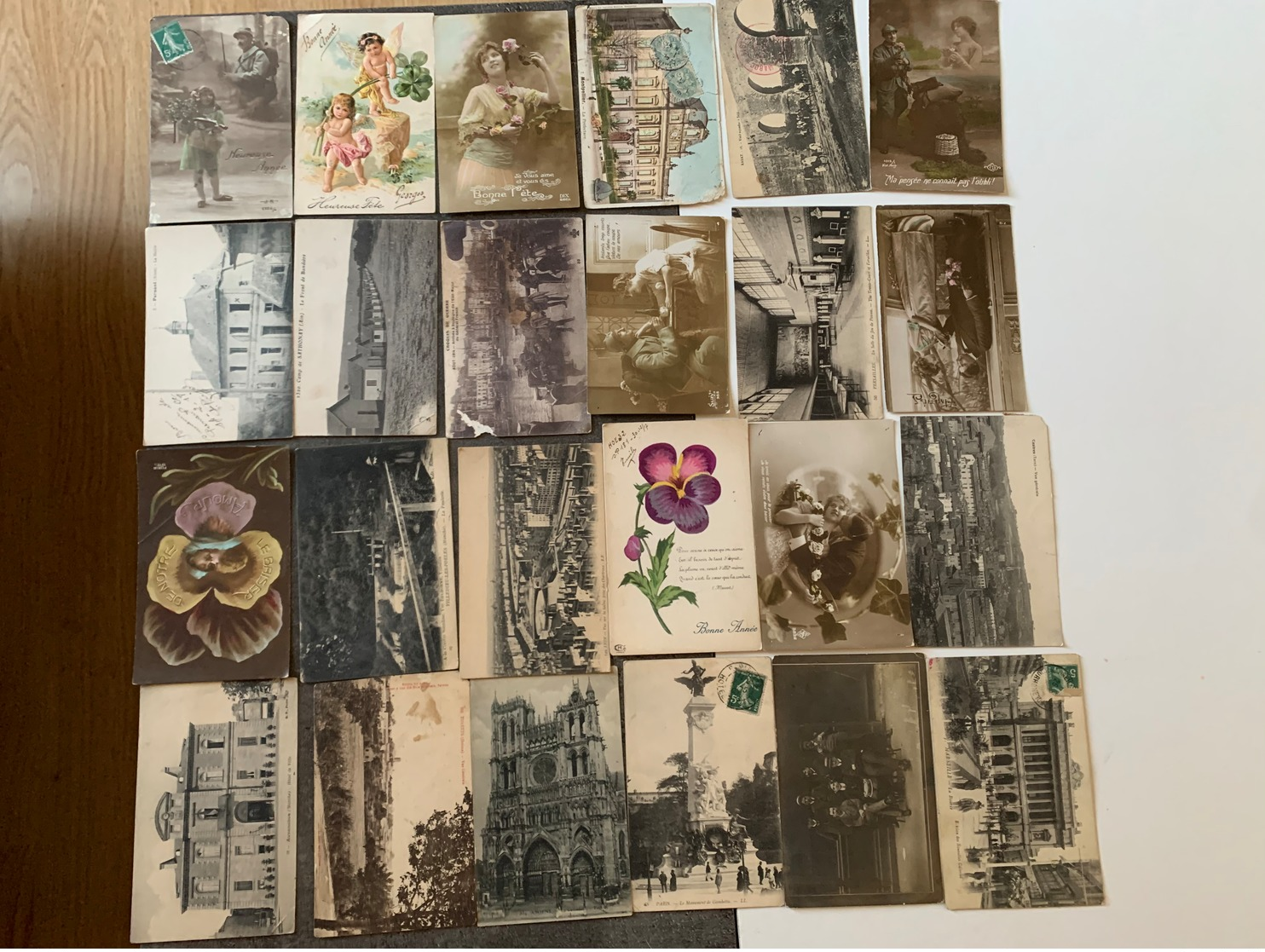 Lot De 140 Cartes Postales Correspondances D’une Familles De Soldat Grande Guerre 14/18 - Montpellier