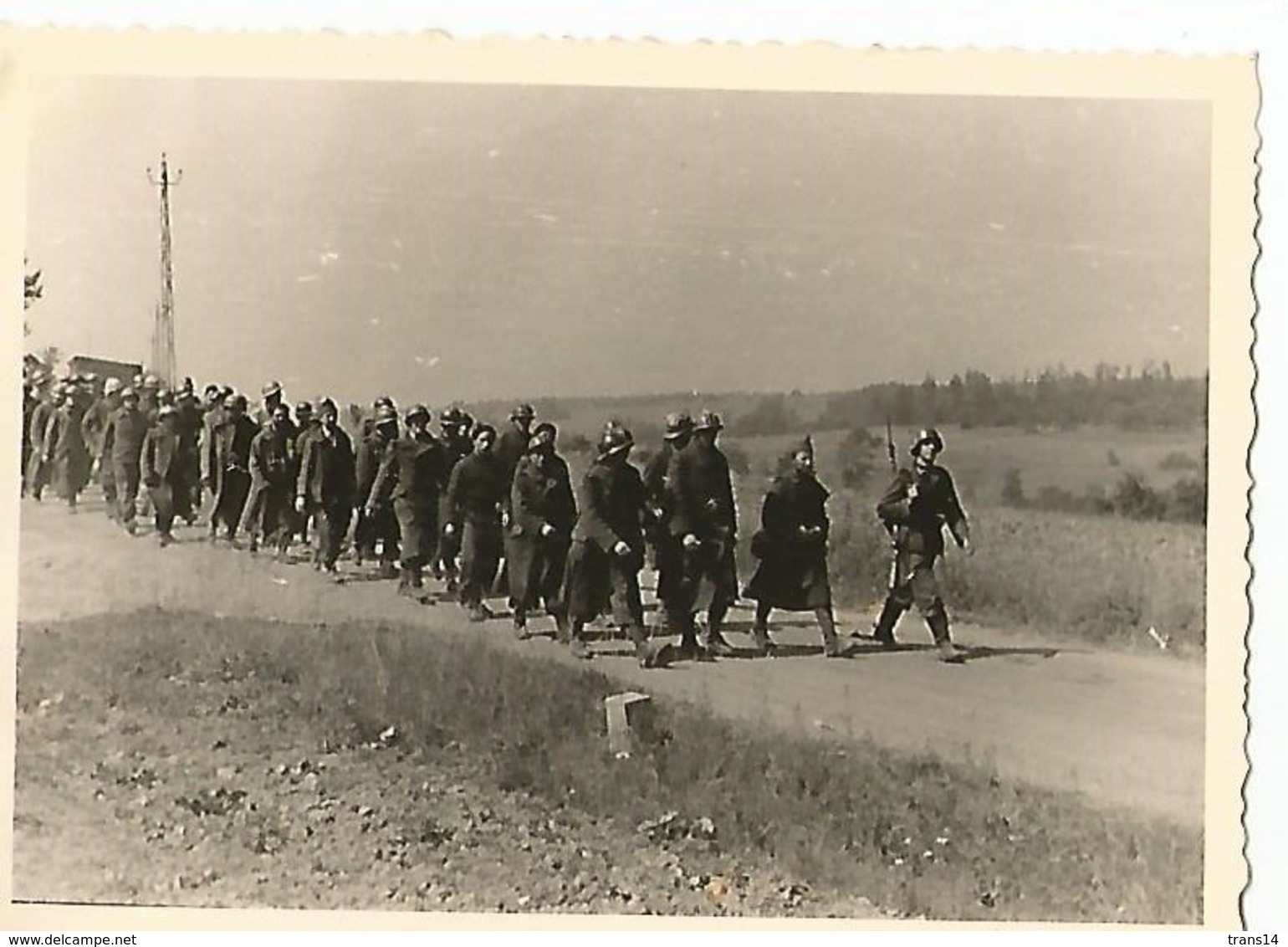 Orig Photo All WW2 : Capture De Prisonniers , Colonne  : Campagne De France .  LAMETZ ( 08 Ardennes . )  Juin 1940 - 1939-45