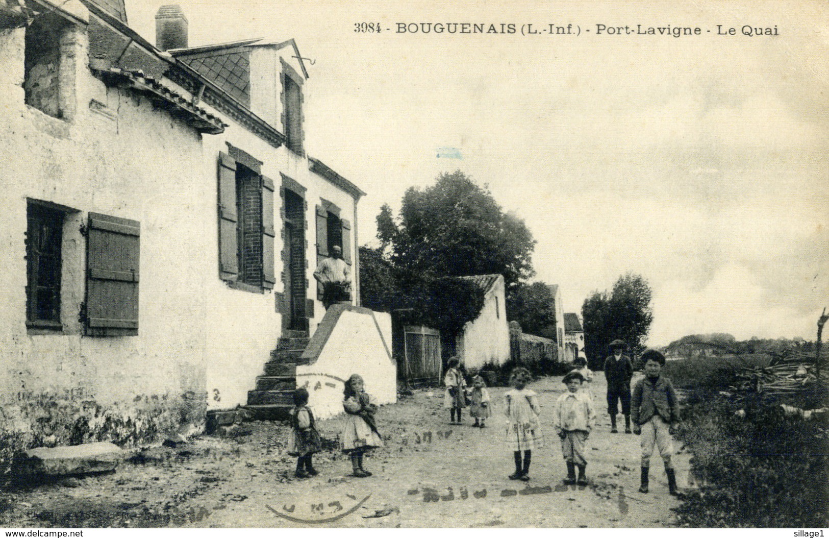 Bouguenais (L.-Inf) - Port Lavigne - Le Quai - Animée - Simon Débitant Café Boissons - 1929 - Bouguenais