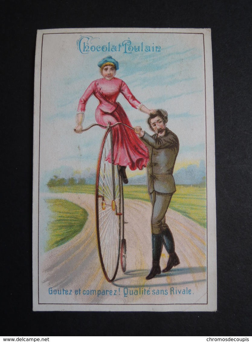 CHROMO  Chocolat  POULAIN.  Femme Sur Un BICYCLE. Vélo.  Elégante - Autres & Non Classés