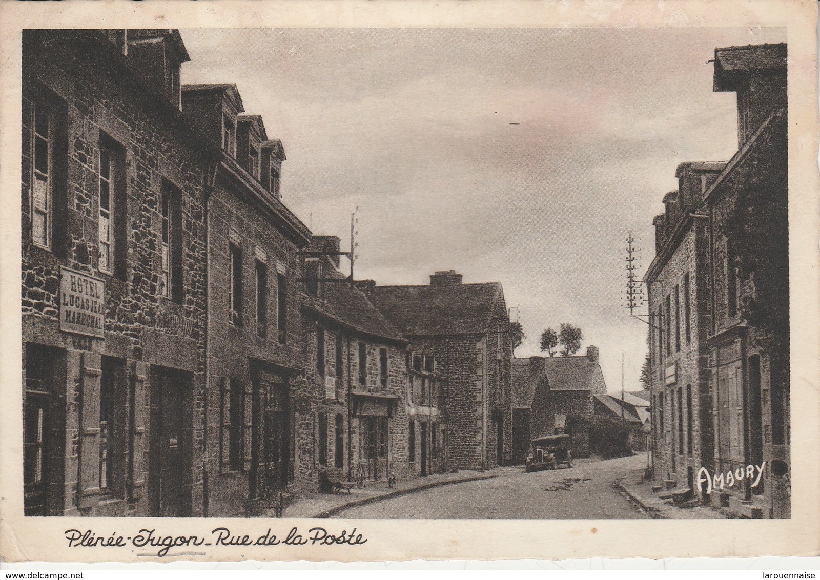 22 - PLENEE JUGON - Rue De La Poste - Plénée-Jugon