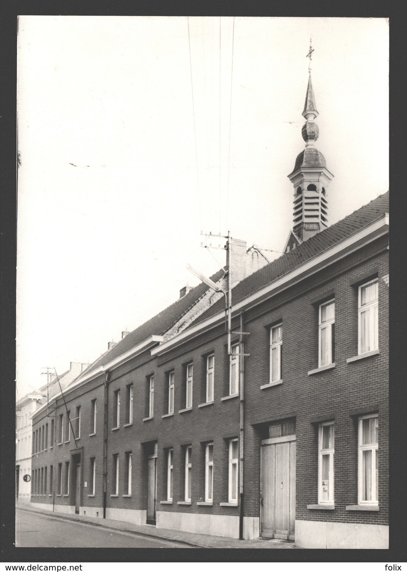 Waasmunster - Mariazusters Van Franciscus, Kerkstraat 14 - Echte Foto - Waasmunster