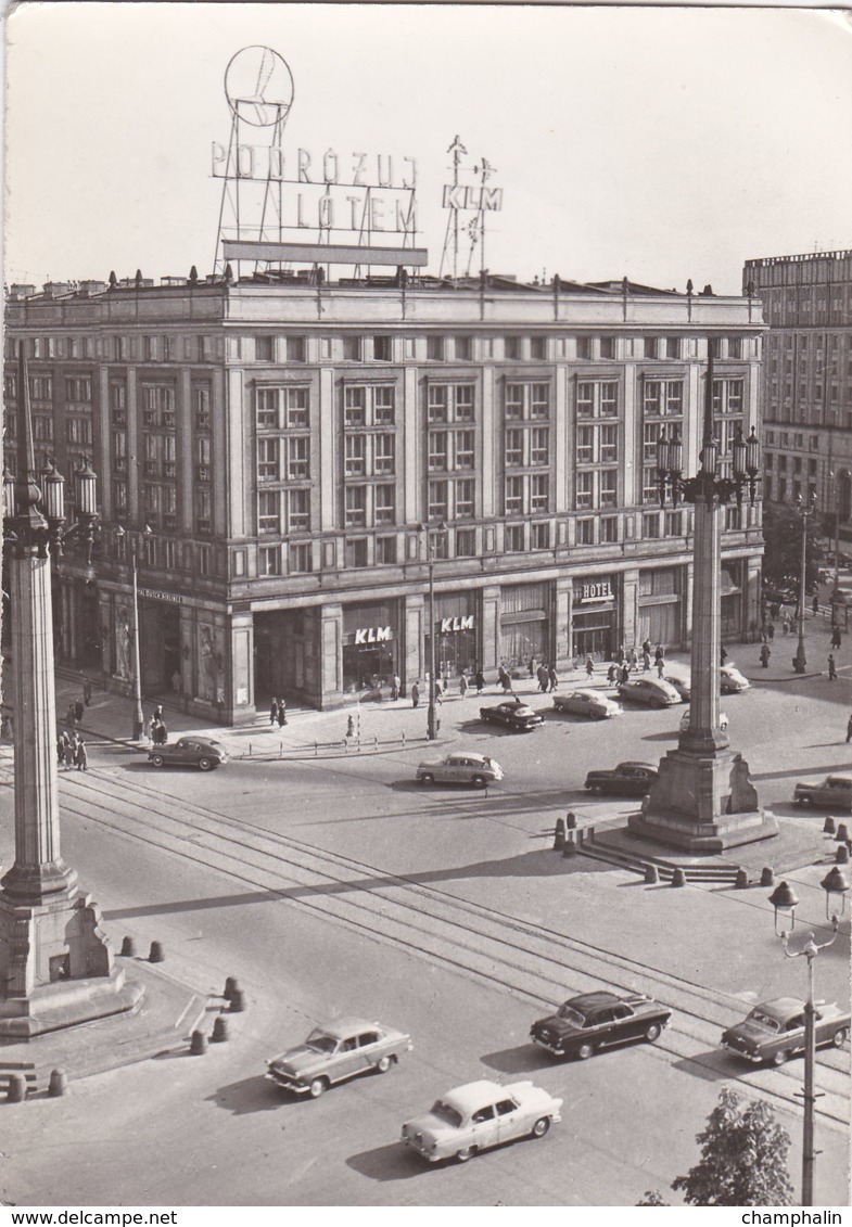 Warszawa - Plac Konstytucji - Varsovie - Place De La Constitution - Voitures - Enseigne KLM - Poland