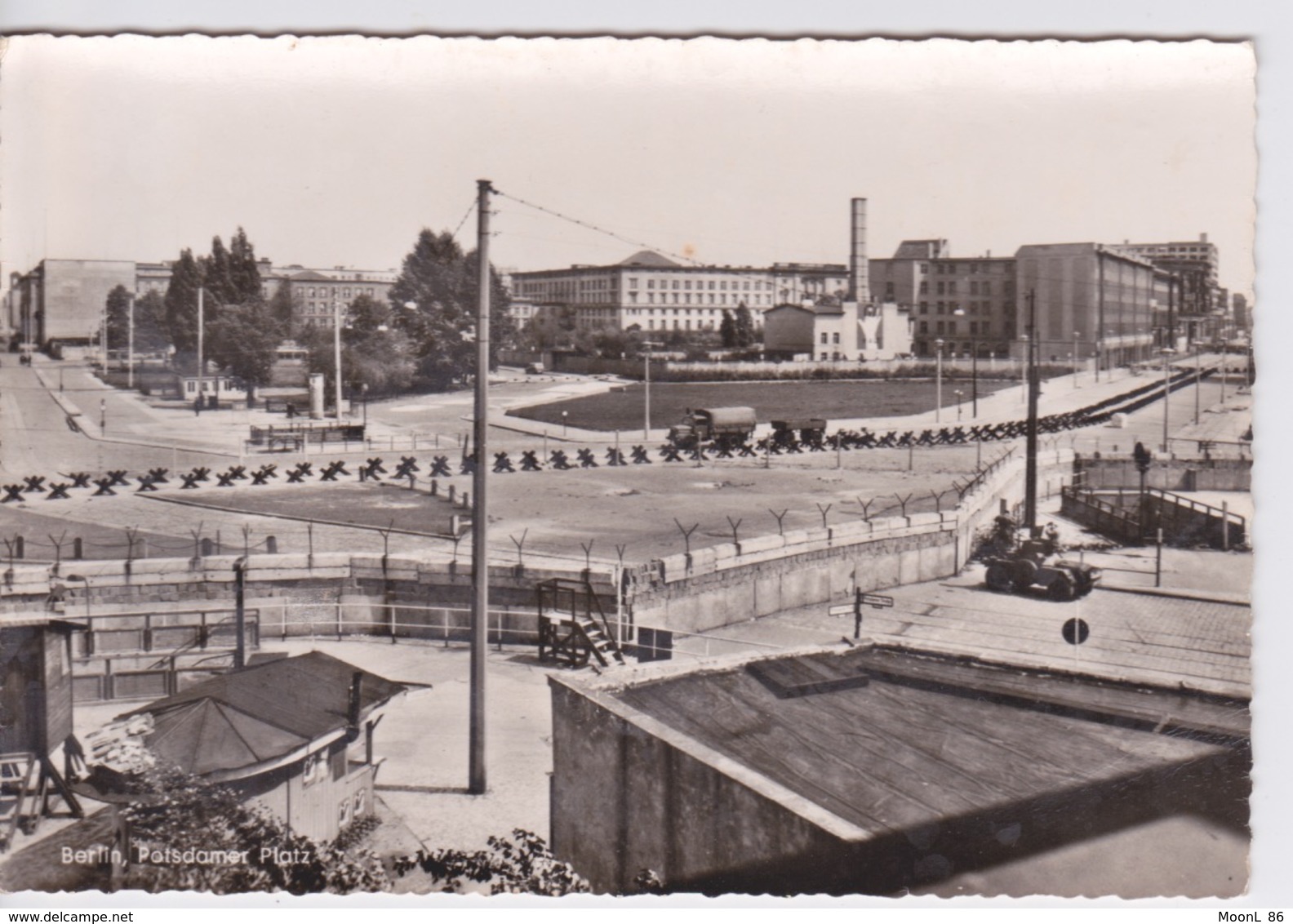 ALLEMAGNE - BERLIN - POSTDAMER PLATZ - LE MUR DE BERLIN  FRONTIERE - Mur De Berlin