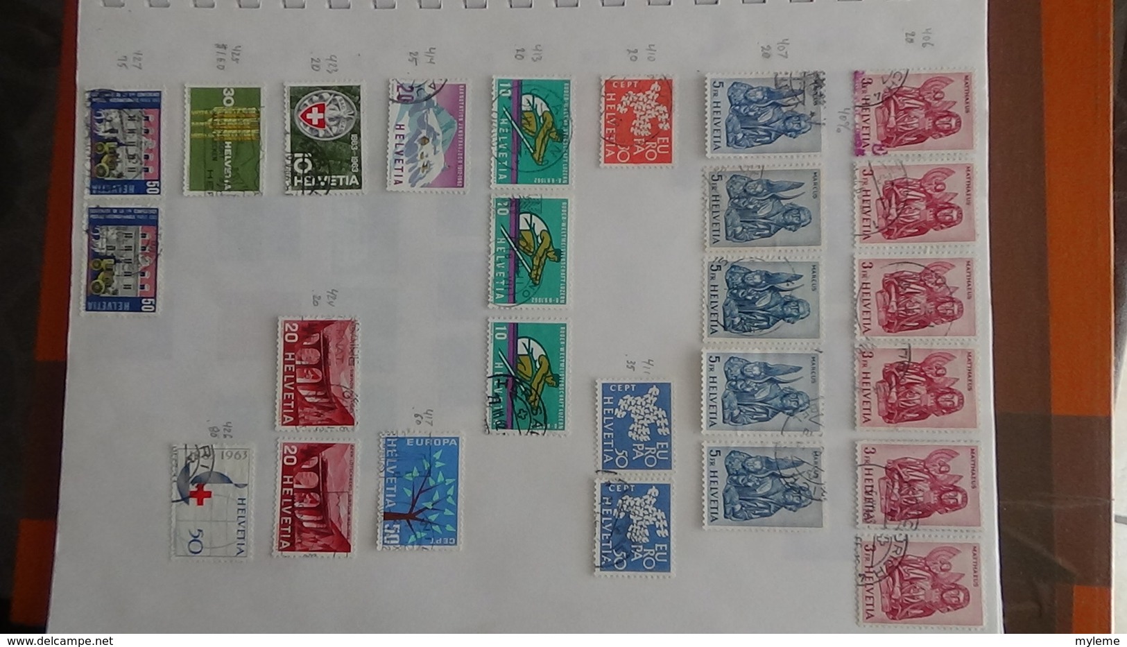 A249 Cahier de timbres de Suisse et Liechtenstein !!! Voir commentaires