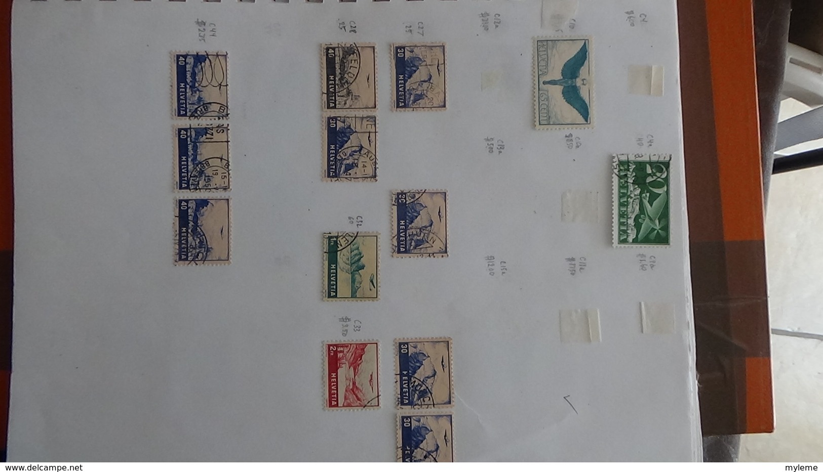 A249 Cahier de timbres de Suisse et Liechtenstein !!! Voir commentaires