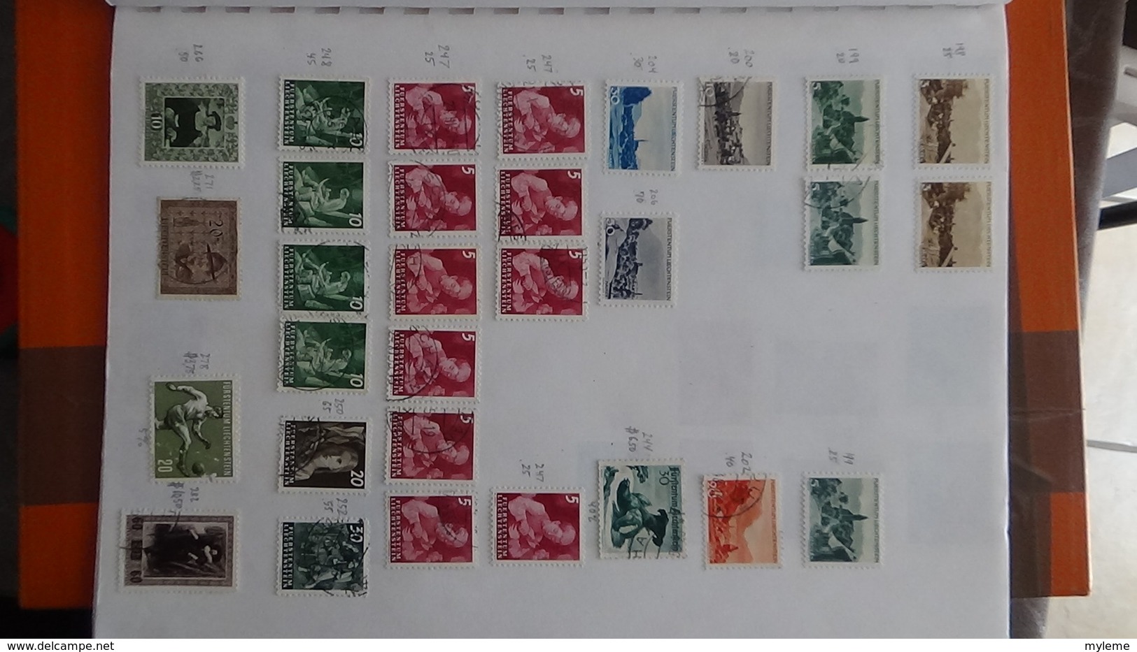 A249 Cahier de timbres de Suisse et Liechtenstein !!! Voir commentaires