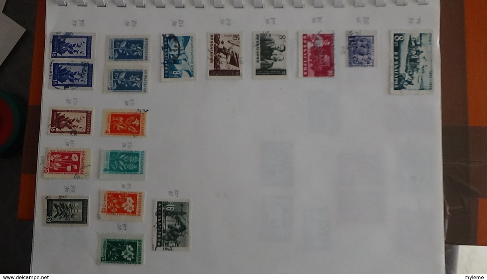 A252 Cahier de timbres de Bulgarie et fins de catalogue  !!! Voir commentaires