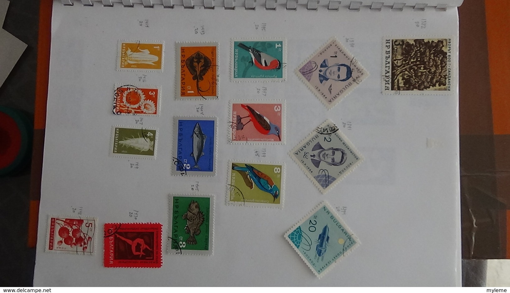 A252 Cahier de timbres de Bulgarie et fins de catalogue  !!! Voir commentaires