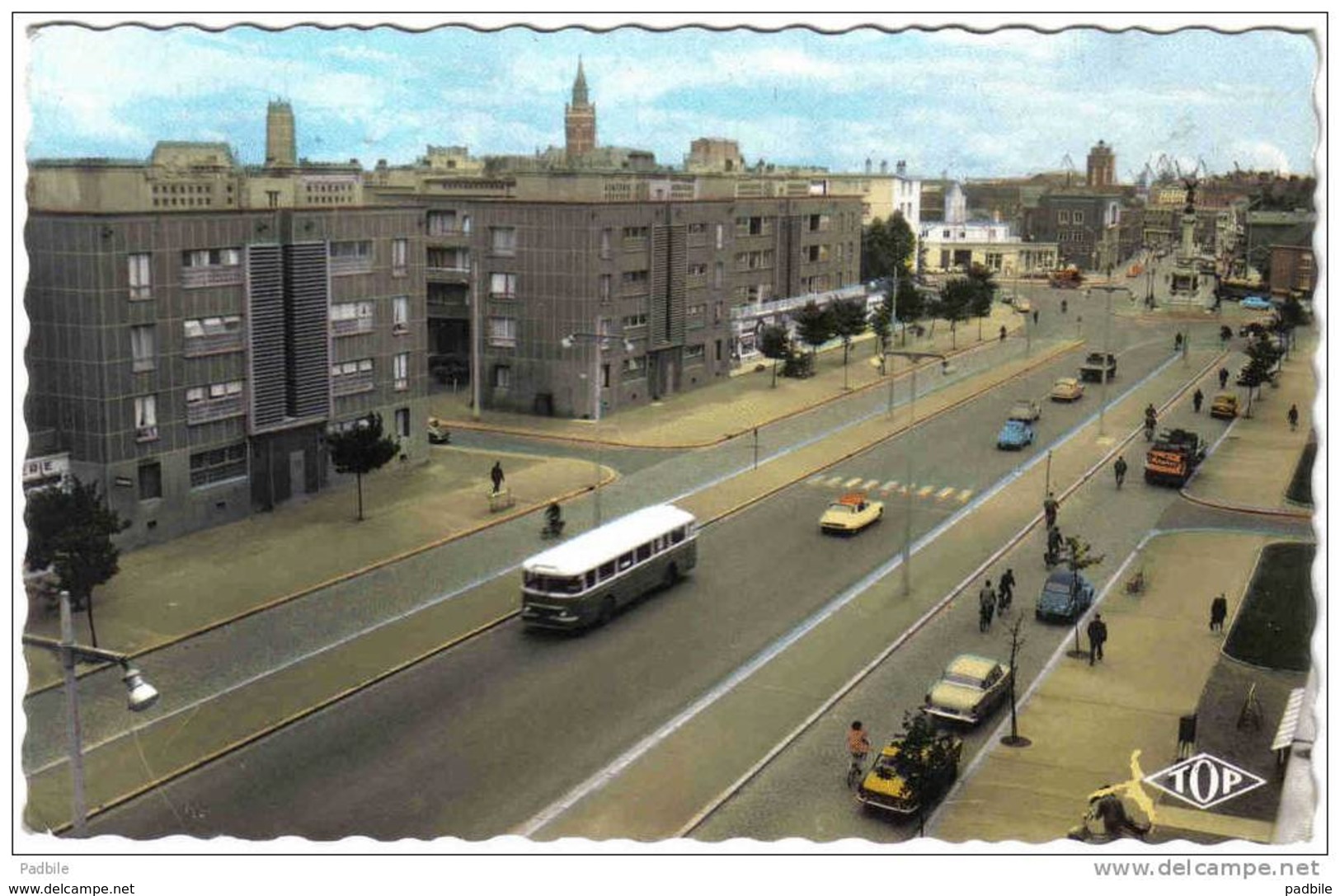 Carte Postale 59. Dunkerque  Bd Carnot  DS Autocar TOP  Trés Beau Plan - Dunkerque