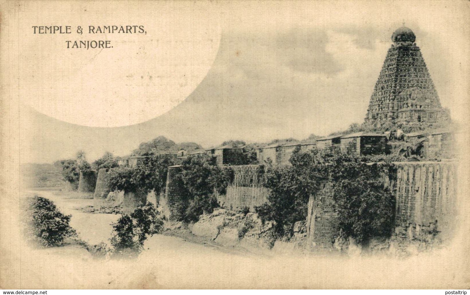 Temple & Ramparts Tanjore. INDIA // INDE. - Indien