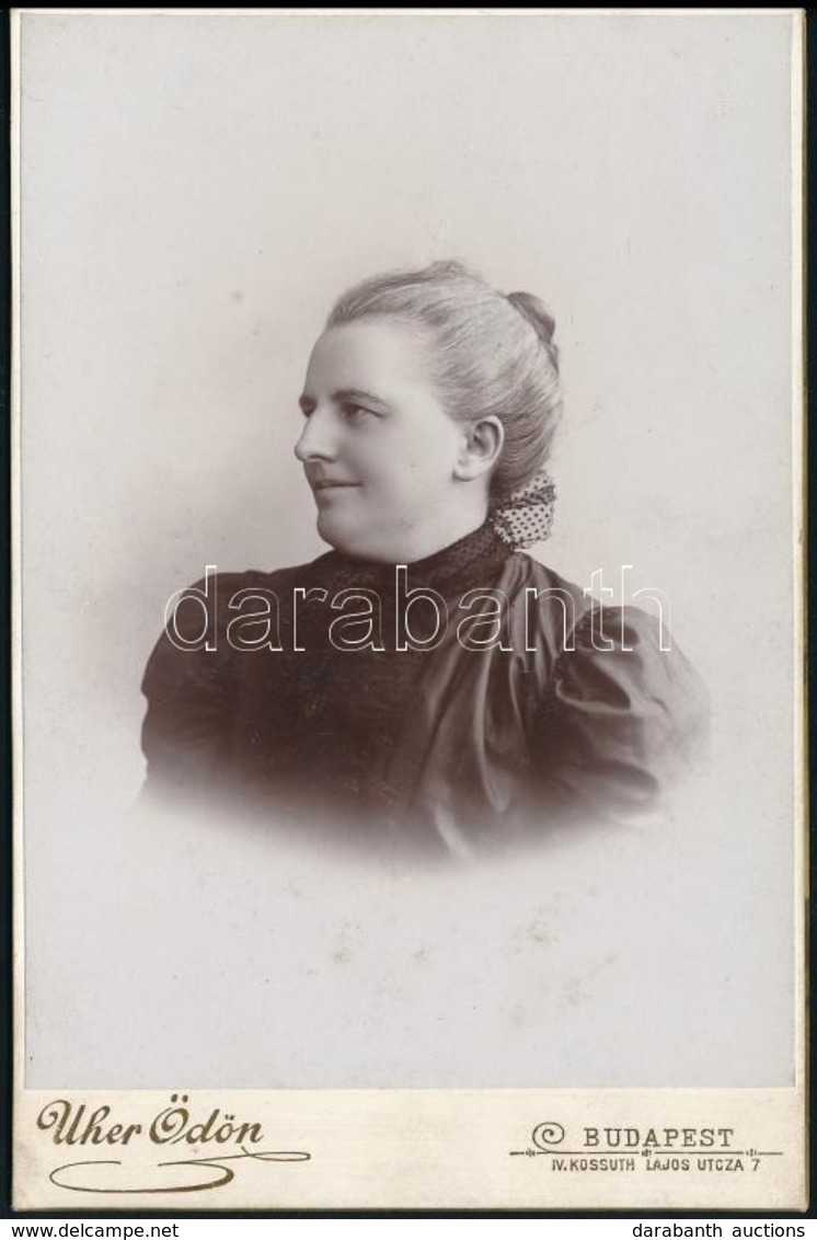 Cca 1880 Hölgy Portréja, Keményhátú Fotó Uher Ödön Budapesti Műterméből, 16,5×10,5 Cm - Autres & Non Classés