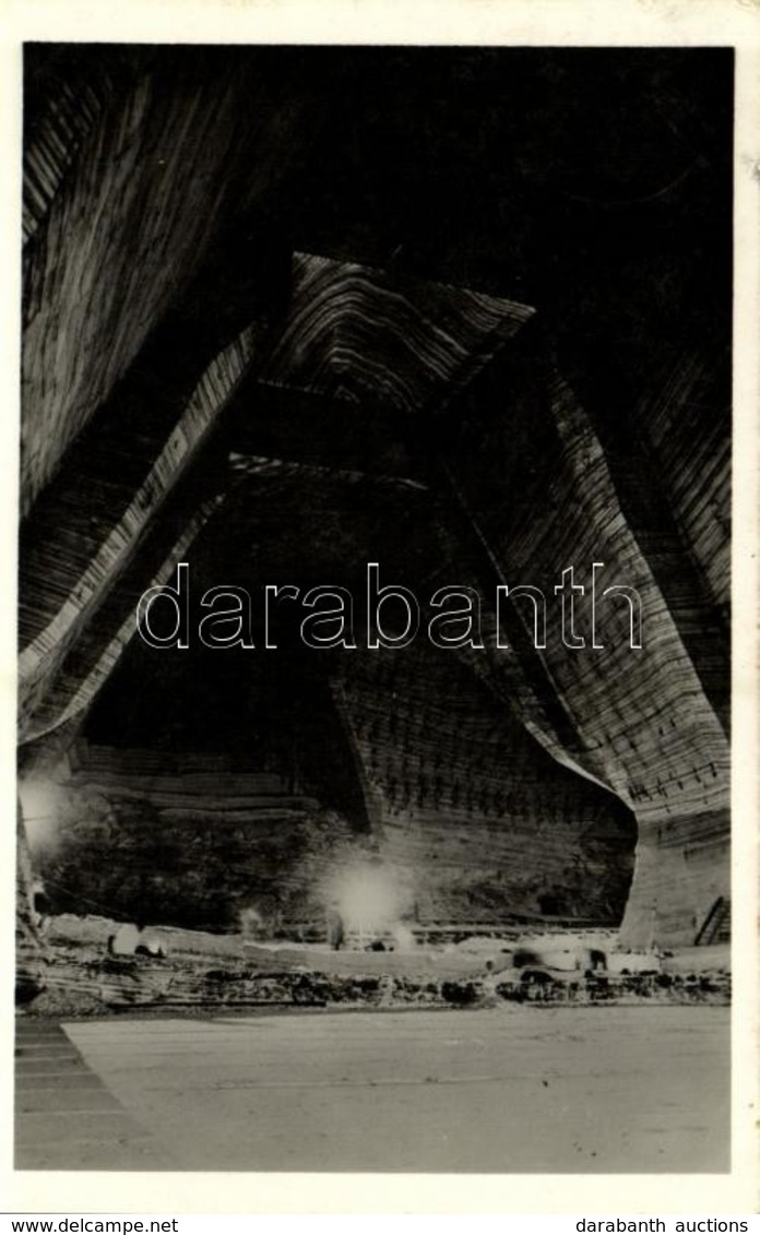 T2 Désakna, Ocna Dejului; M. Kir. Sóbánya, Belső, Főtárna / Salt Mine Interior - Unclassified