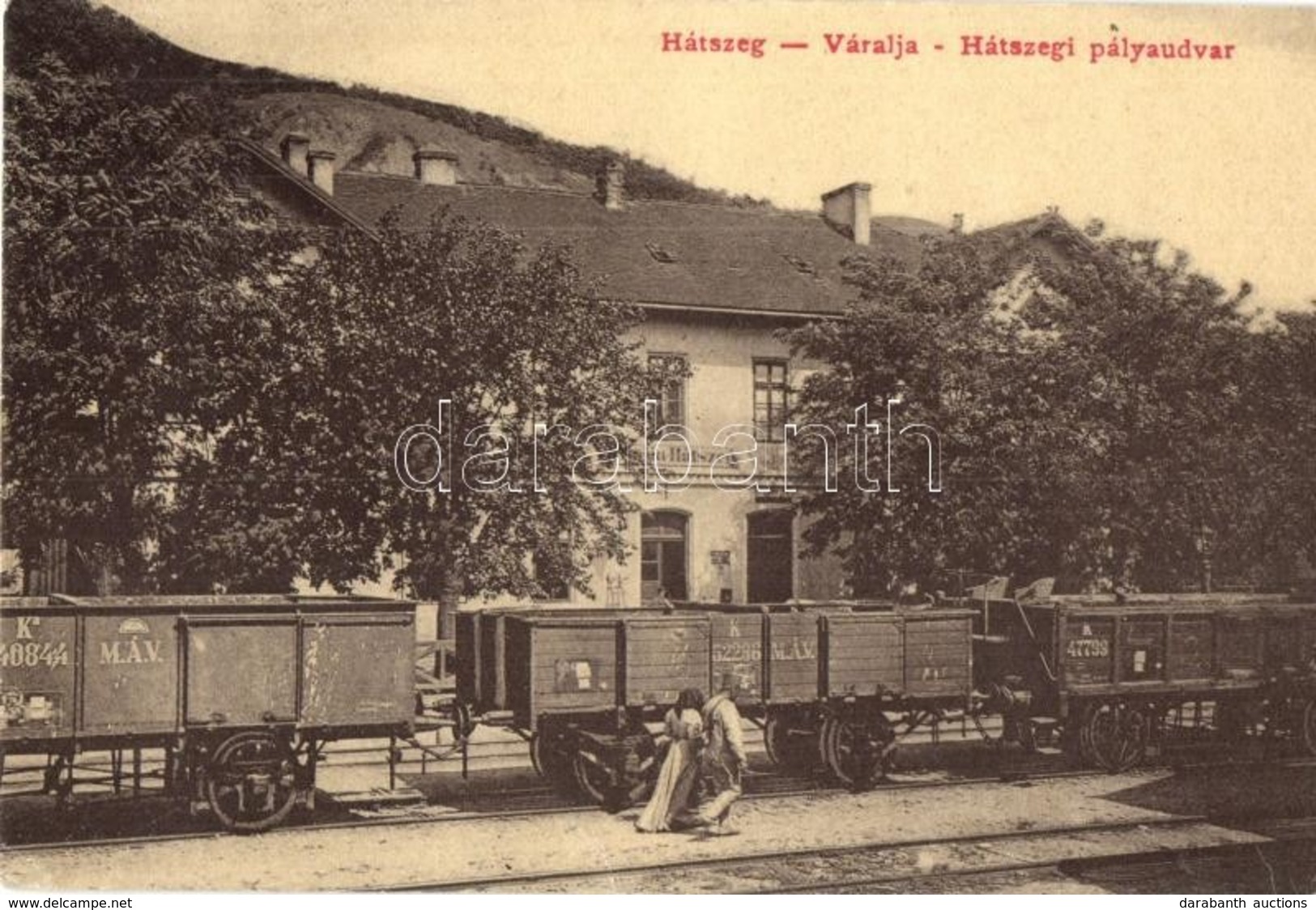 * T2/T3 1918 Hátszegváralja, Hateg, Subcetate; Vasútállomás, MÁV Vagonok. W. L. (?) 1723. Mester János Kiadása / Bahnhof - Ohne Zuordnung