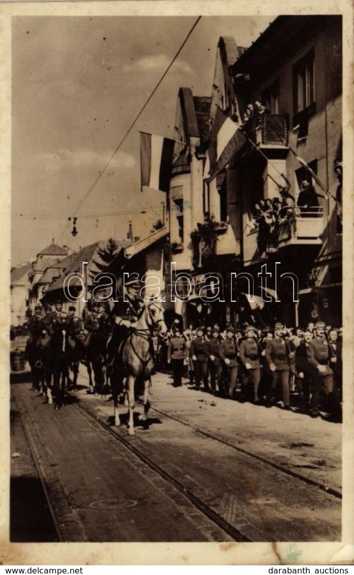 * T3 1940 Nagybánya, Baia Mare; Bevonulás, Horthy Miklós Fehér Lovon, Magyar Zászlók / Entry Of The Hungarian Troops, Ho - Unclassified