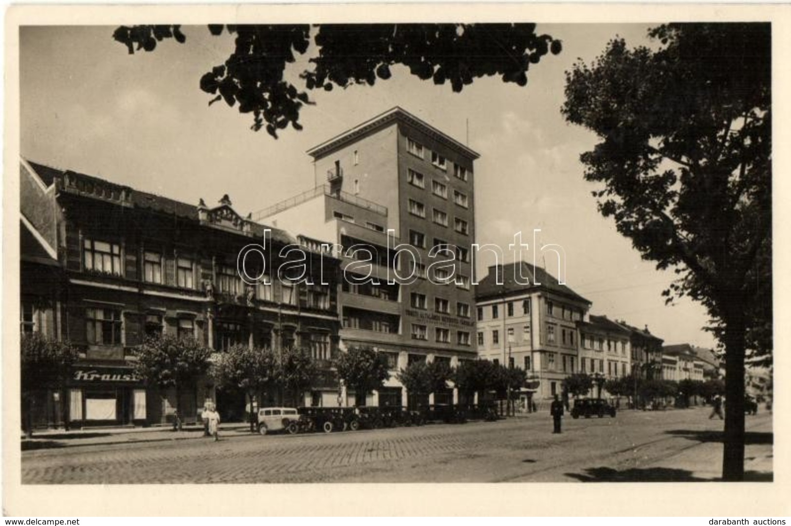 T2 Kassa, Kosice;  Fő Utca, Krausz üzlete / Main Street, Shop, Automobiles - Non Classés