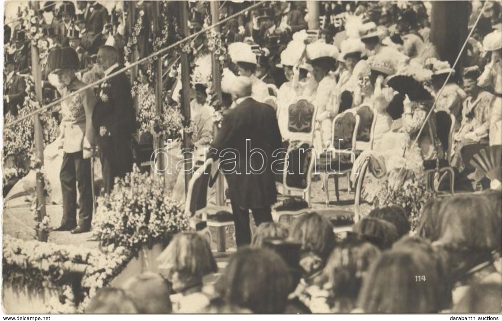 * T2/T3 Ferenc József Egy ünnepségen / Franz Joseph At A Celebration. Photo  (EK) - Ohne Zuordnung