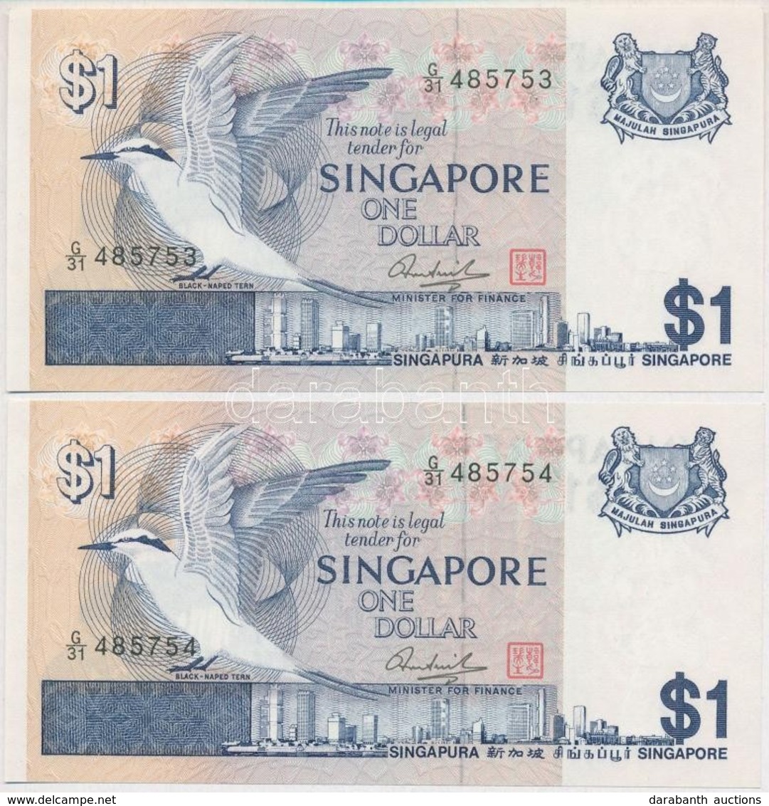 Szingapúr 1976. 1$ (2x) Sorszámkövetők T:I
Singapore 1976. 1 Dollar (2x) Sequential Serials C:UNC
Krause 9 - Non Classés