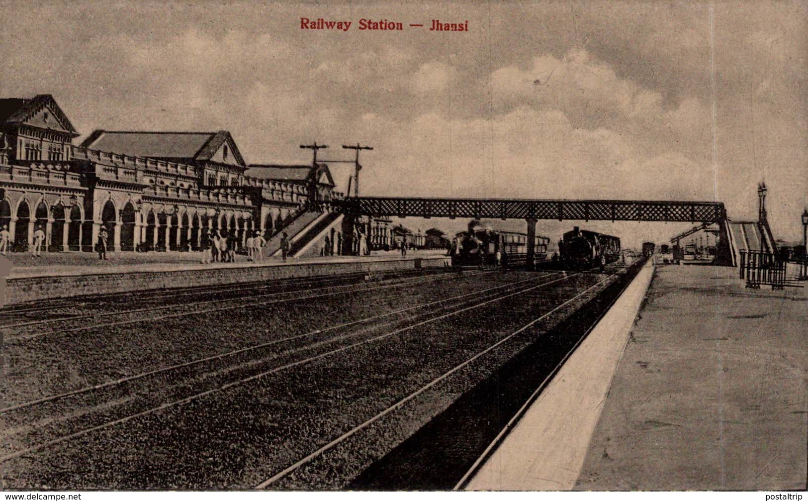 INDIA // INDE. Jhansi, Railway Station - Inde