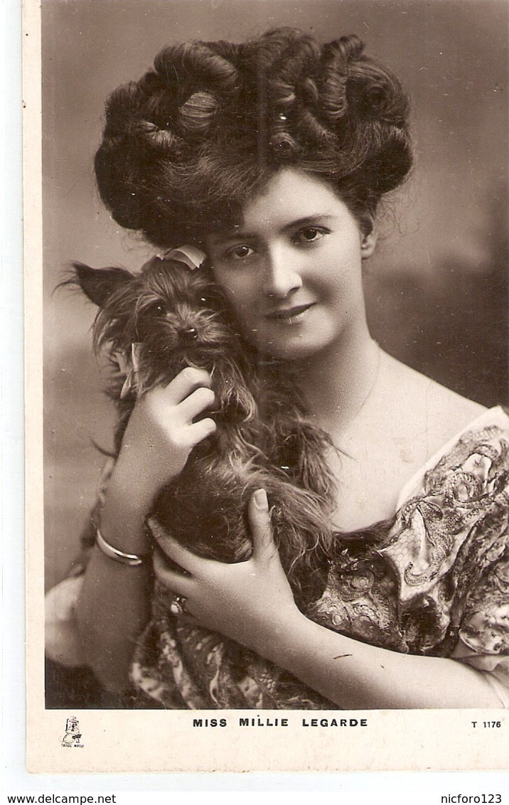 "Miss. Millie Legarde With Her Pet" Tuck Celebrities Of The Stage  Ser. PC # 1049 - Tuck, Raphael