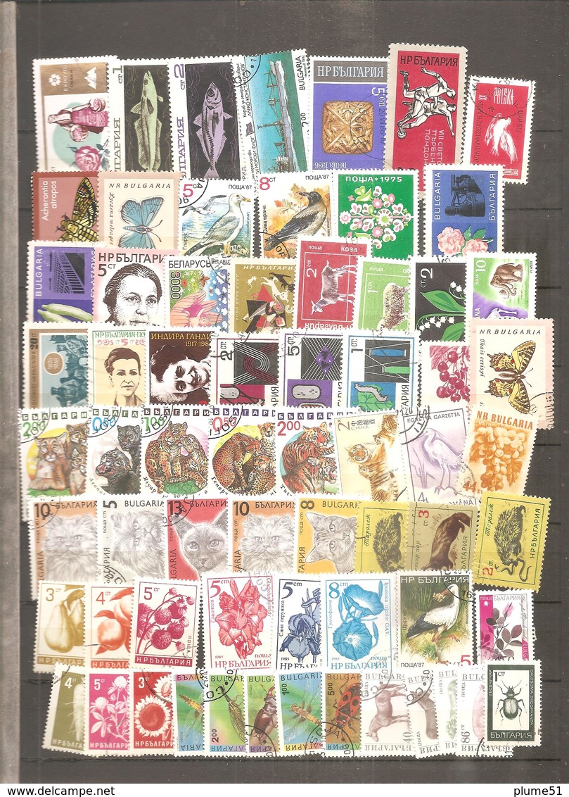 VRAC + 2800 timbres oblitérés MONDE