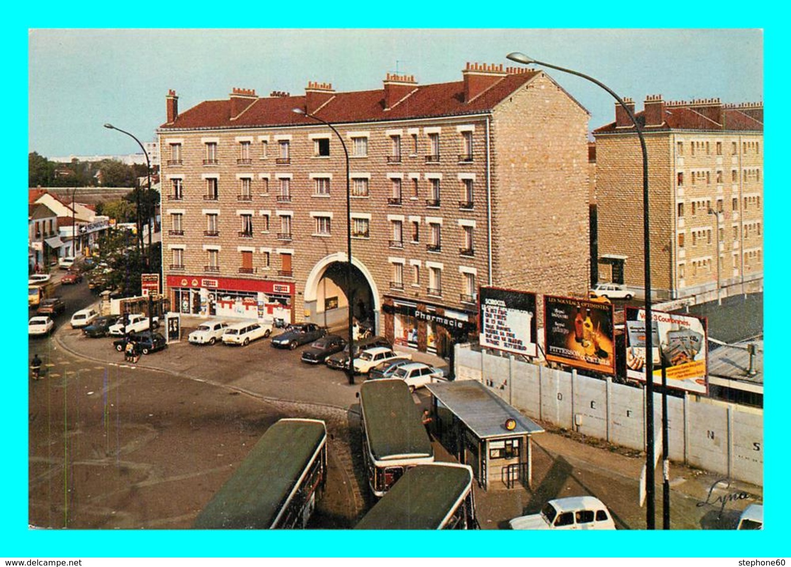 A745 / 553 95 - BEZONS Place Du Grand Cerf ( Voiture ) - Bezons