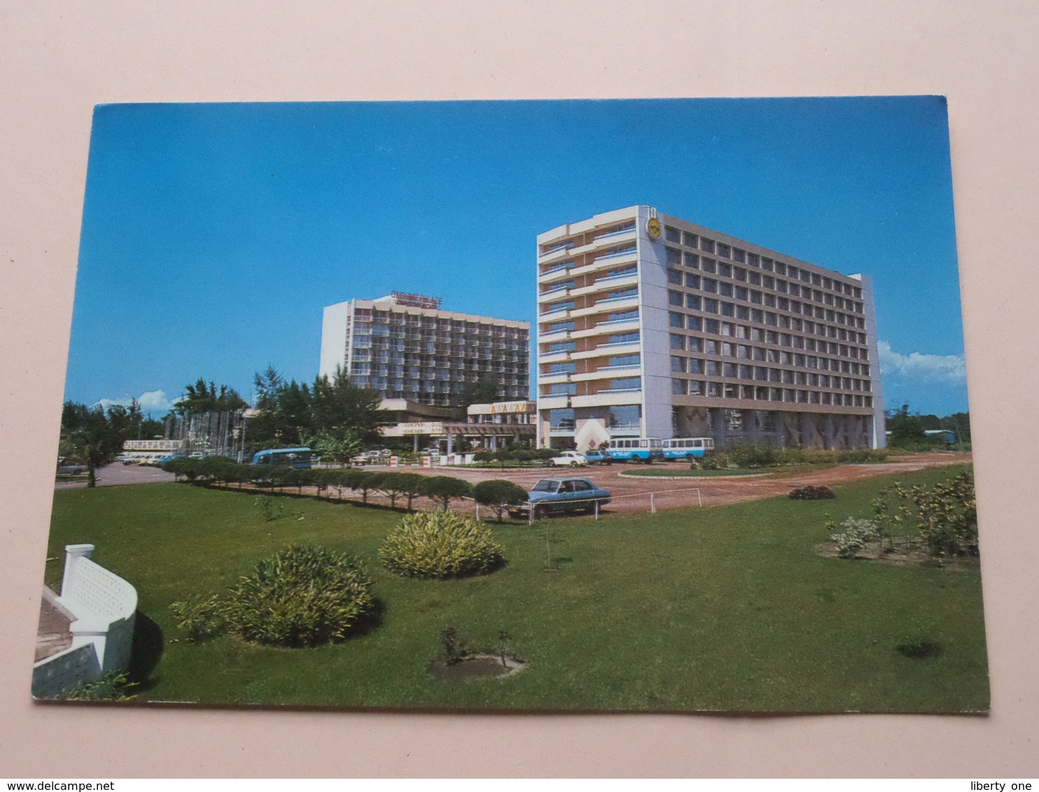 LIBREVILLE L'Hôtel Okoumé Palace ( J. Trolez ) Anno 19?? ( Zie Foto Voor Details ) ! - Gabon