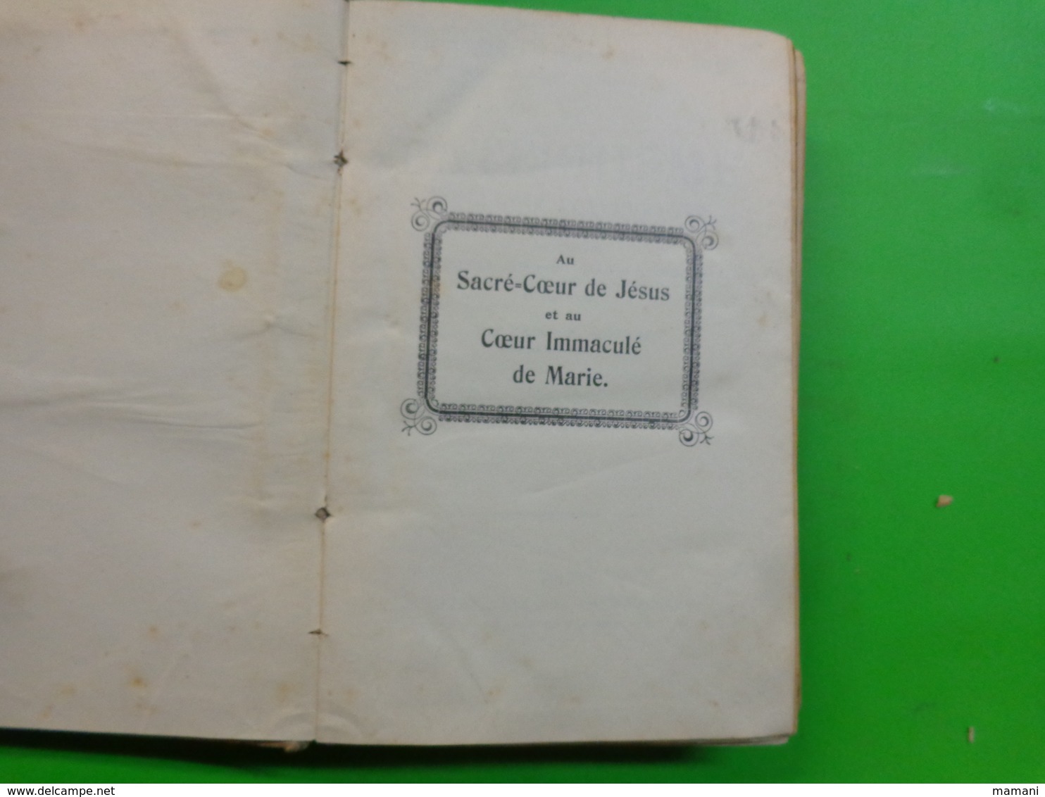 lot de livres sur le theme de la religion-l'apostolat du rosaire-vie des saintes femmes des martyres et des vierges