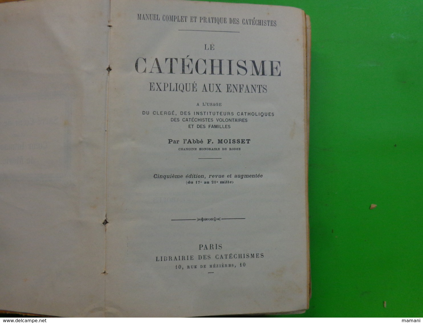 lot de livres sur le theme de la religion-l'apostolat du rosaire-vie des saintes femmes des martyres et des vierges